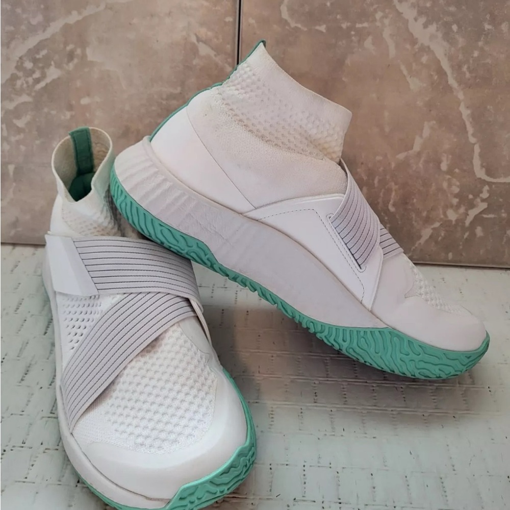 Frank Works Pickleball Shoes size 9 (fit more like an 8.5)